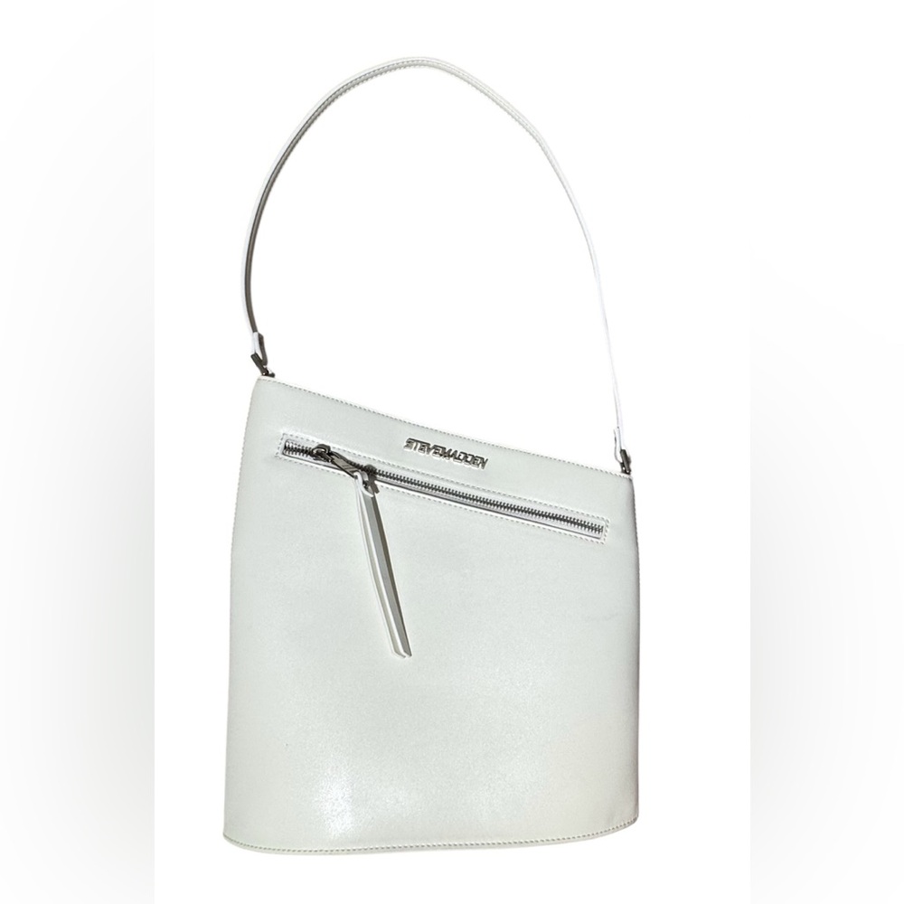 White Asymmetrical Steve Madden shoulder bag with silver accents